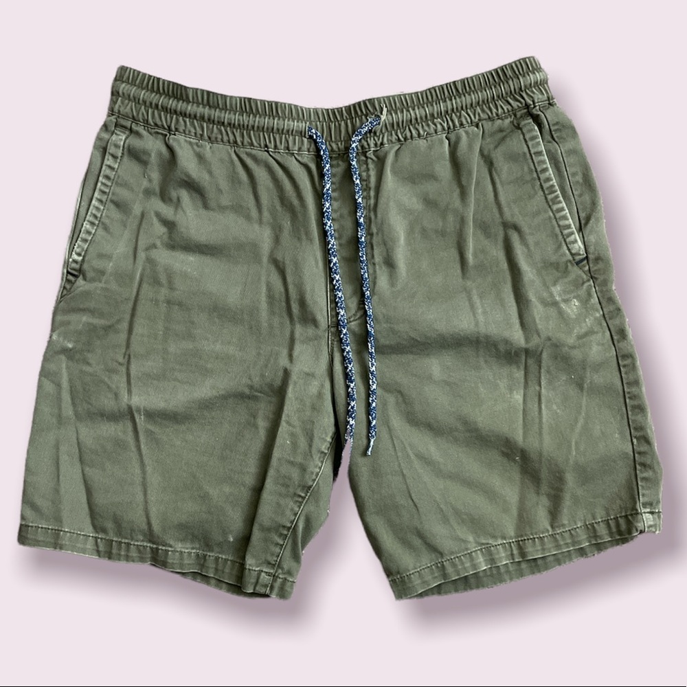Green drawstring shorts from Pacsun